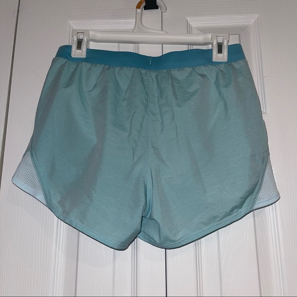 Small Under Armour Shorts - Picture 3 of 5